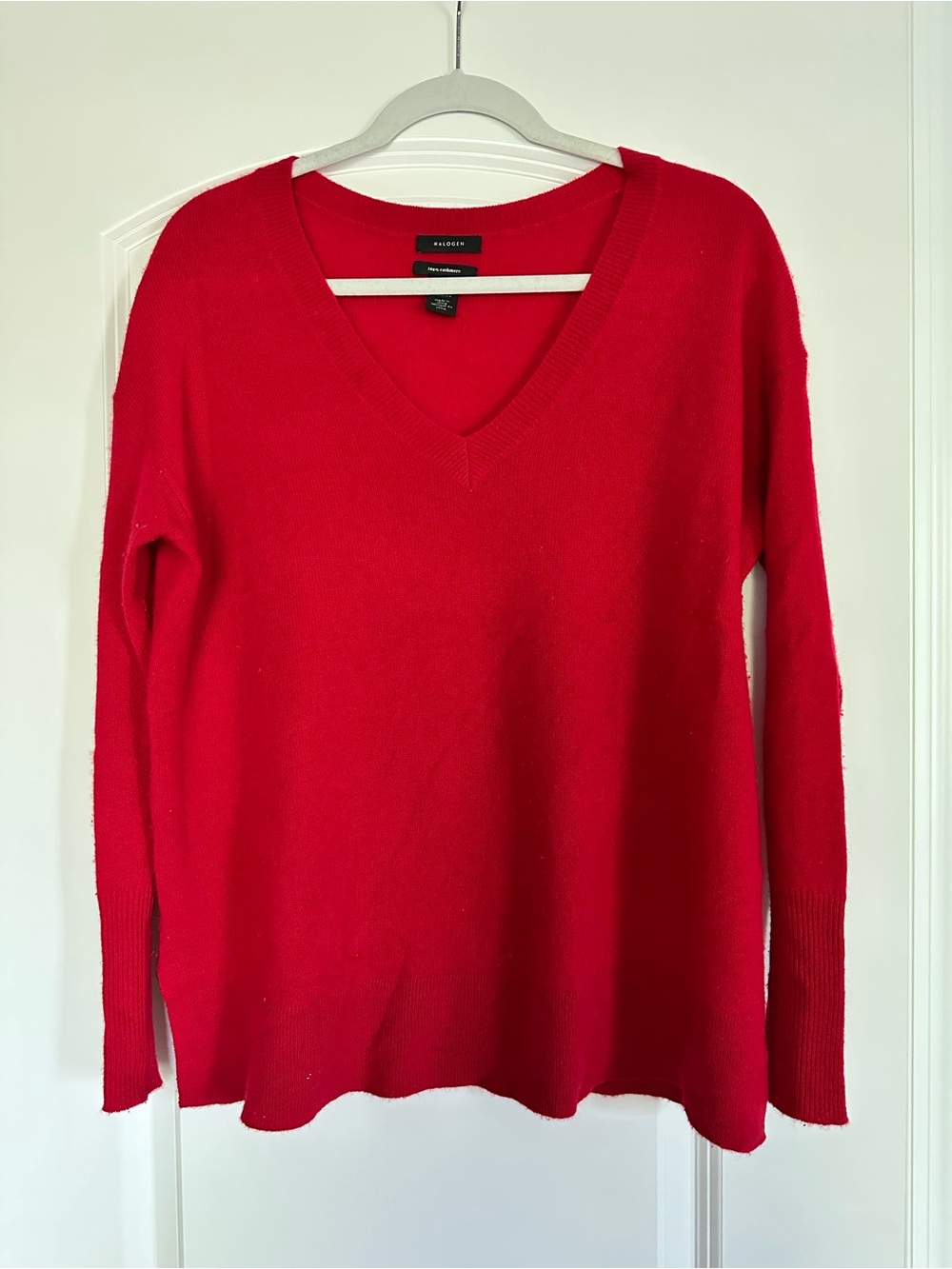 Halogen V-neck Red Cashmere Women's Sweater